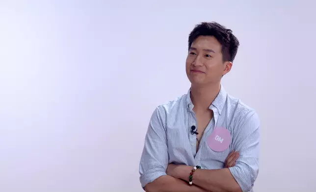 GM扮扯火但明顯惡唔出樣。