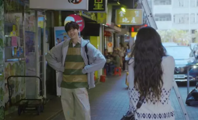 李鍾碩表示要走遍香港尋找其他港產片拍攝場景。tvN Drama圖片