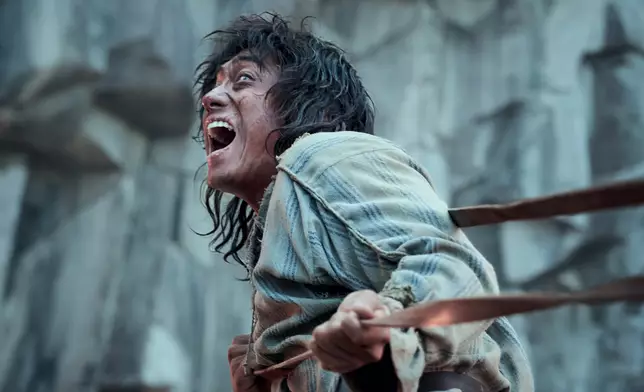 最令人驚喜的是劉俊謙在戲中飾演奴隸林邑奴。