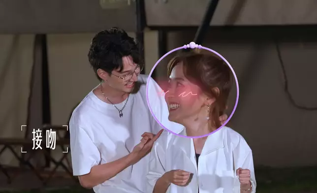 Kris同Yuki望落真係幾襯。