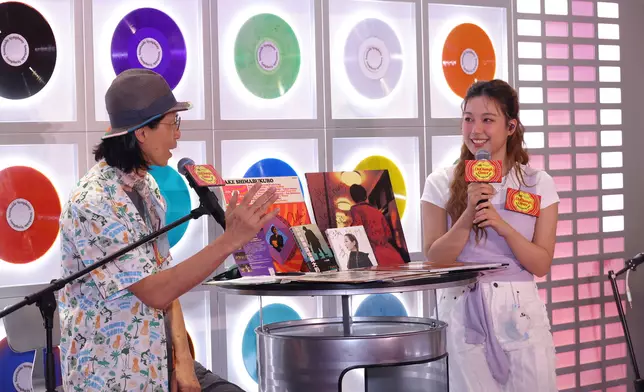 黃志淙與Feanna分享對黑膠的認識，以及在不同時刻的音樂選擇。