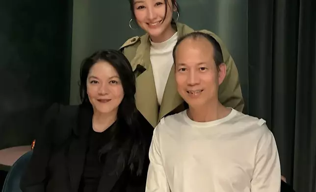 高Ling與蘇民峰師傅及其太太好老友。