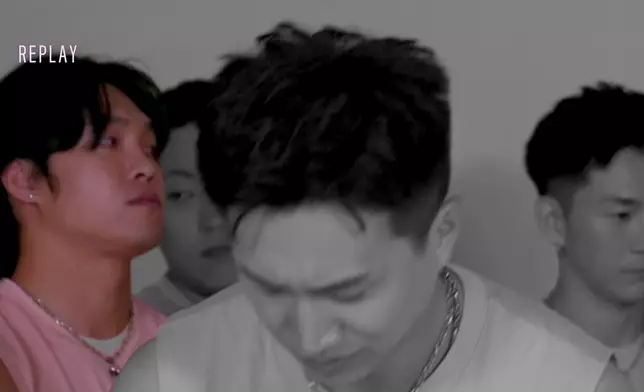 睇番playback，Eddie原來全程望都唔敢望，好爆。