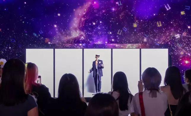 《G-DRAGON MEDIA EXHIBITION : Übermensch》加開香港站