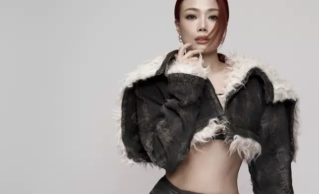 天后級活動大使容祖兒（Joey）