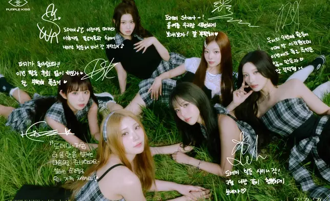 6位成員也透過手寫信粉絲致謝。Purple Kiss官網圖片