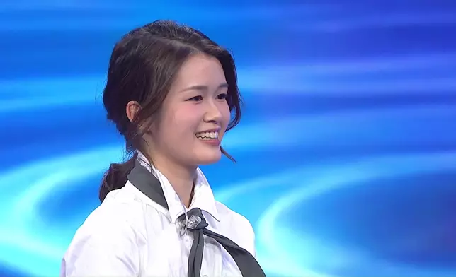 布子獲原唱者泳兒大讚：佢嘅聲音好啱唱呢隻歌。