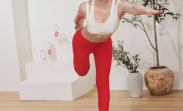 化身瑜伽女神！