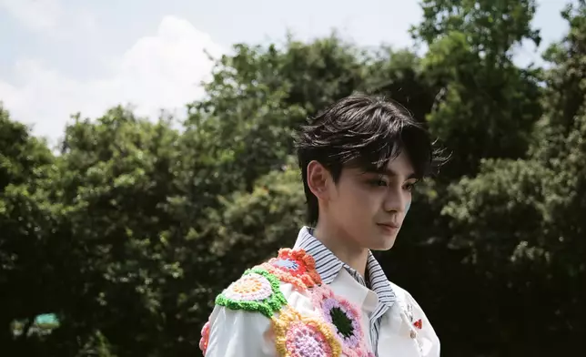 P1X3L成員、新晉男神歐鎮灝（George）擔任MV男主角。