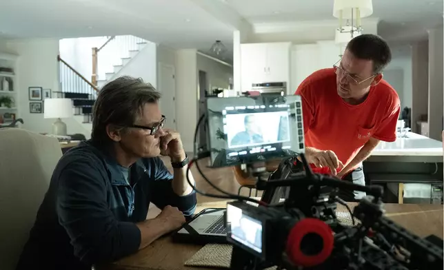 導演Zack Cregger（右）