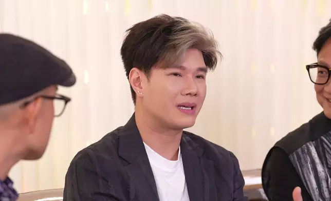 張與辰燃起舞台劇之火。