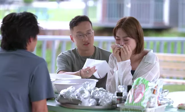 Carman真係好好戲，尤其要留意佢對眼，真係好有戲。