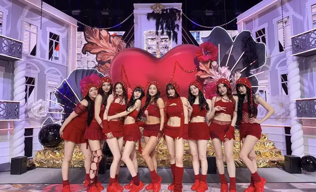 TWICE今年出道十年。 TWICE twitter圖片