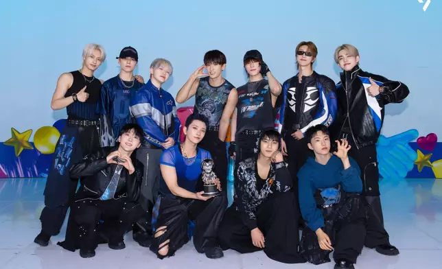 男團SEVENTEEN再多兩位成員入伍。 SVT官方X圖片