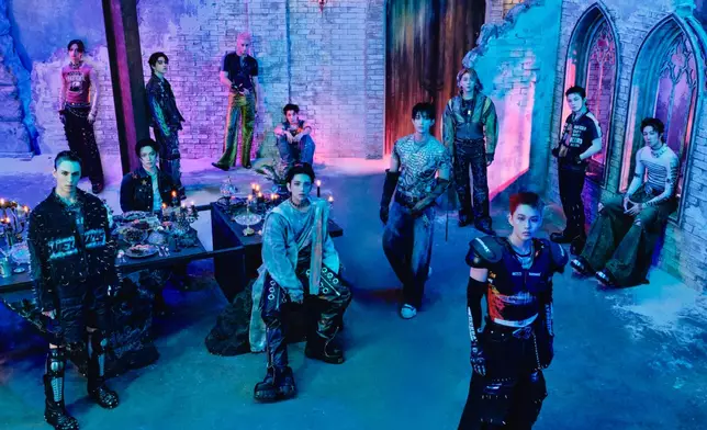 今年5月迎來出道10週年的SEVENTEEN，發行了第5張正規專輯《HAPPY BURSTDAY》。Weverse圖片