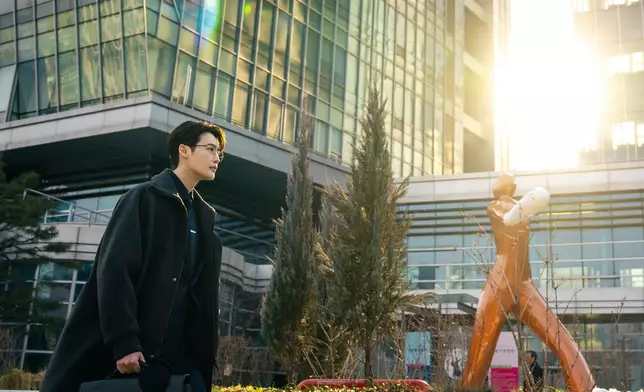 「飯局五人組」金句引打工仔共鳴。Disney+提供圖片