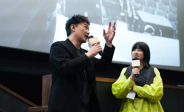 陳奕迅（Eason）的紀錄片《FEAR and DREAMS:NOW is the only reality》於香港舉行首映一連放映四場。