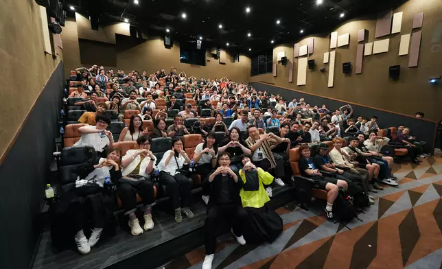 三場開放給歌迷欣賞。