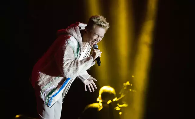 劉浩龍舉行巡迴演唱會。