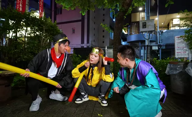 今晚Helen以西遊記打扮出場。