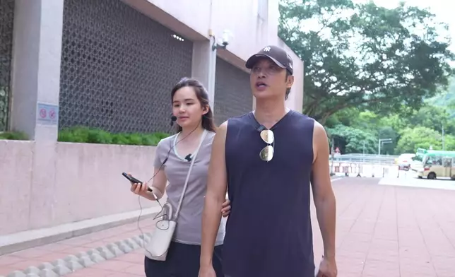 譚哥親自到Michelle平時練習跑步的地方指導。