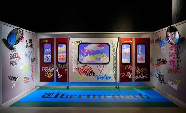 展區三：《POWER》MV為主題專屬打卡區