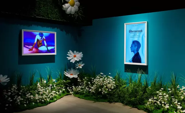 展區一：展覽主題顏色薄荷綠色及巨型雛菊裝置