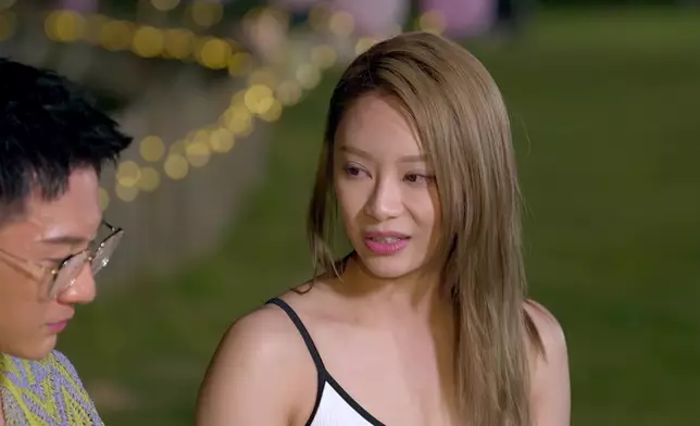 好彩Eddie Echo咗佢沉重嘅心情，仲好用心咁聆聽Sophie嘅分享。