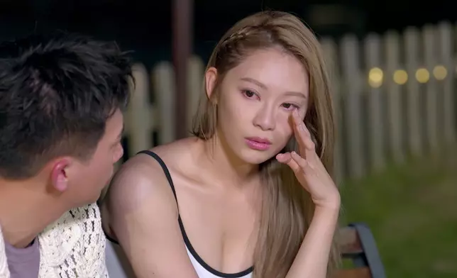 用心聆聽GM真心話嘅Sophie，都有忍唔住喊。