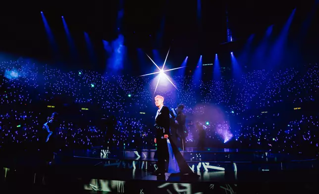 明年回歸影壇。