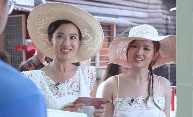 1號李尹嫣（右）／2號甘詠寧