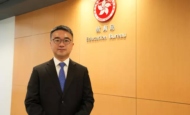 教育局副局長施俊輝表示，在制定計劃的細節時，已考慮業界和院校實際運作，盡量提供彈性，例如申請人可以是私人發展商、是院校，又或兩者合作共同作出申請。甯漢豪網誌