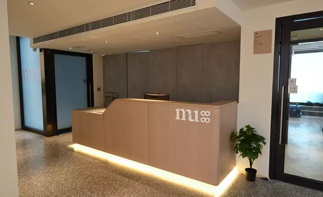 香港都會大學正籌備由酒店改裝為學生宿舍的MU88環境。甯漢豪網誌