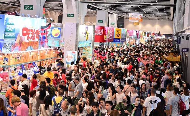 由香港貿發局主辦的美食博覽、家電.家居.博覽、美與健生活博覽三項公眾展覽，及美食商貿博覽及香港國際茶展兩項商貿展覽經已圓滿閉幕，共吸引逾50萬公眾人次入場參觀購物。