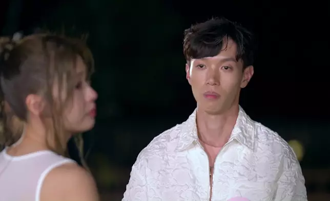 而Jacob愈嚟愈主動後，佢嘅人氣亦大大提升，網民覺得佢似張家朗之餘，亦覺得佢同Step愈嚟愈襯。