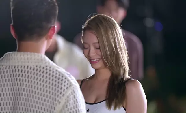 佢一句冇GM符，搞到全世界都冧埋一份。