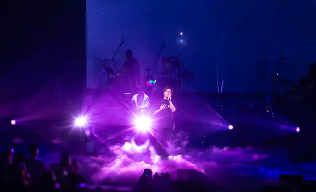 伊健透露對在日本舉行演唱會有好多想法但未落實。