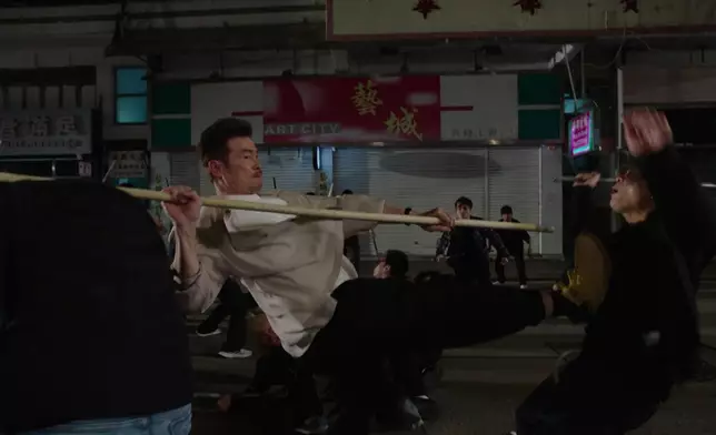 陳豪呢個起飛腳，少啲腰力同腳骨力都唔掂。