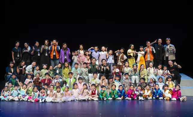 甘永傑及梁浩賢首度參與音樂劇場《換吧！我的兄弟姐妹》演出。