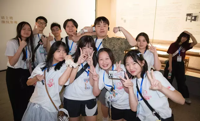 來自不同學校的太陽使者在行程中建立友誼，拓闊視野。