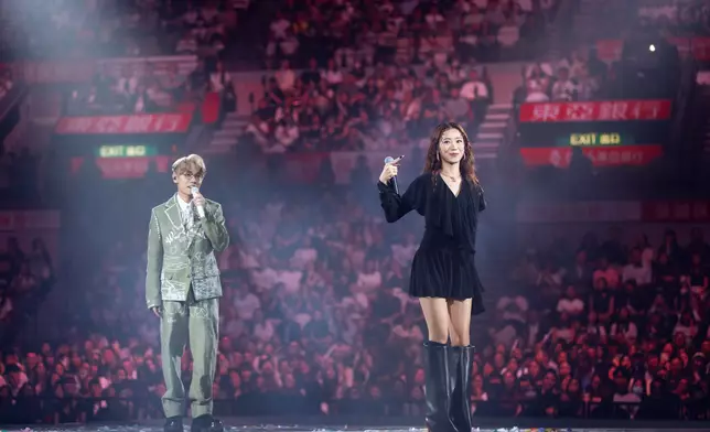 JACE隨即宣布︰「我都準備開紅館！」