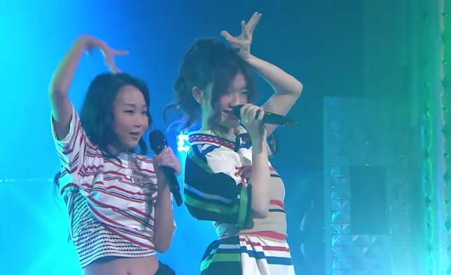 陳卓怡Hoonry、徐惠晴Vanessa《小碎步》勁自信。