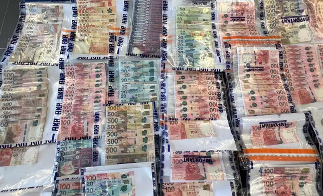 警方連日掃蕩17個非法賭檔，共拘208人。