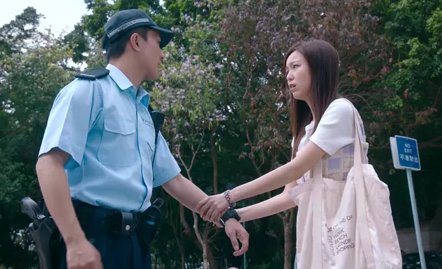 呢幕程晴瞬間畀大佬出賣嘅戲都好好笑。