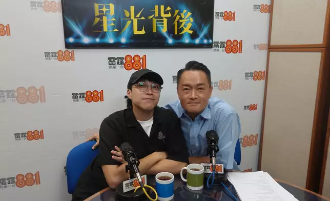 昨日（8月23日），下午二時至三時於雷霆881商業一台播放的《星光背後》，主持人梁泰來邀得吳業坤任嘉賓。