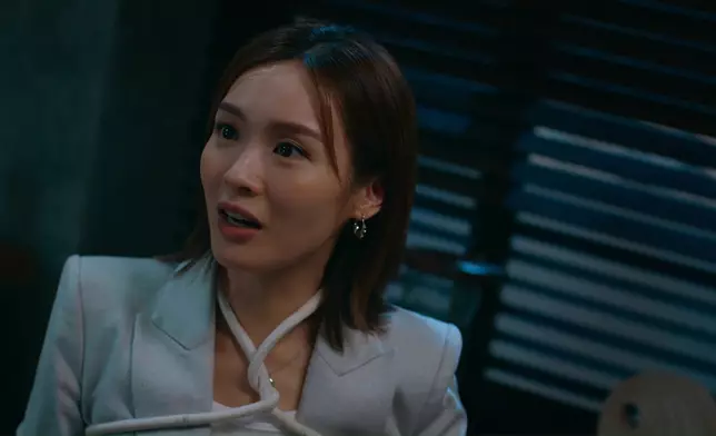 無啦啦被喪質食意粉嘅Ali，將驚驚嘅表情做到淋漓盡致又有可憐感，唔怪之得Patrick Sir話幫到佢入戲。