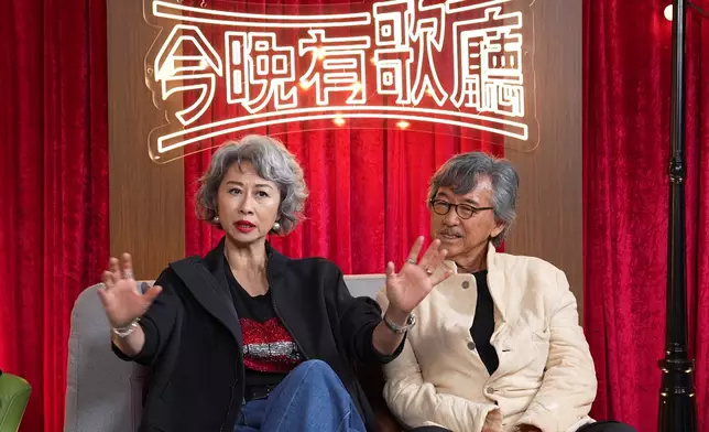 Sally笑稱：我見到嘢食我就即刻食咗佢，仲要影張先食。