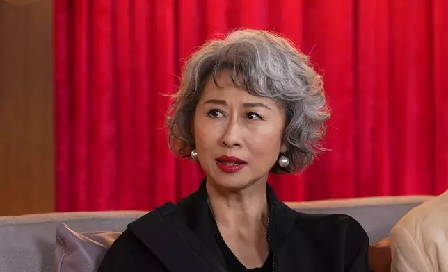 阿Lam、Sally亦爆演唱會不使用提詞機，提詞機反令演唱會加倍緊張。