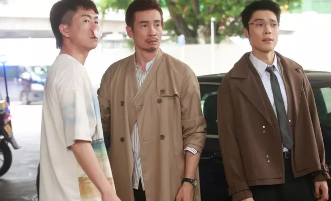 阿Moon話自己喺劇入面，同好多男角色有親密關係。