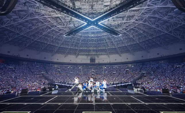 今次各地粉絲也可在線上一起欣賞演唱會直播。 SJ twitter圖片